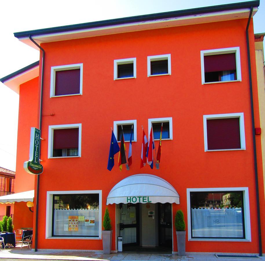 Hotel Ristorante Al Bassanello Bassano del Grappa Exteriér fotografie