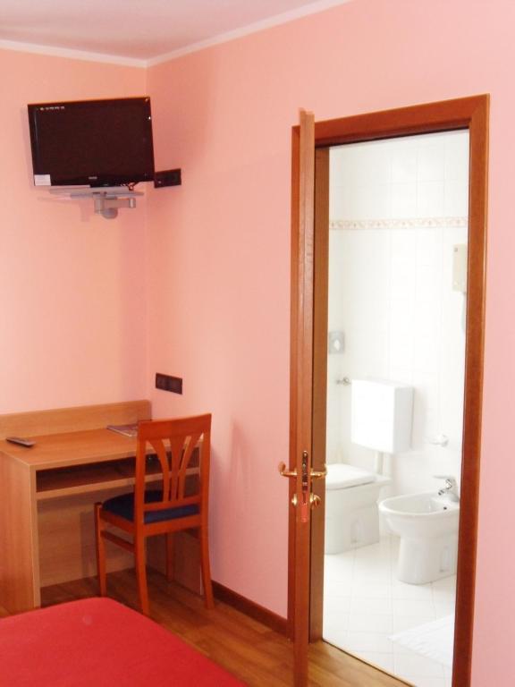 Hotel Ristorante Al Bassanello Bassano del Grappa Pokoj fotografie
